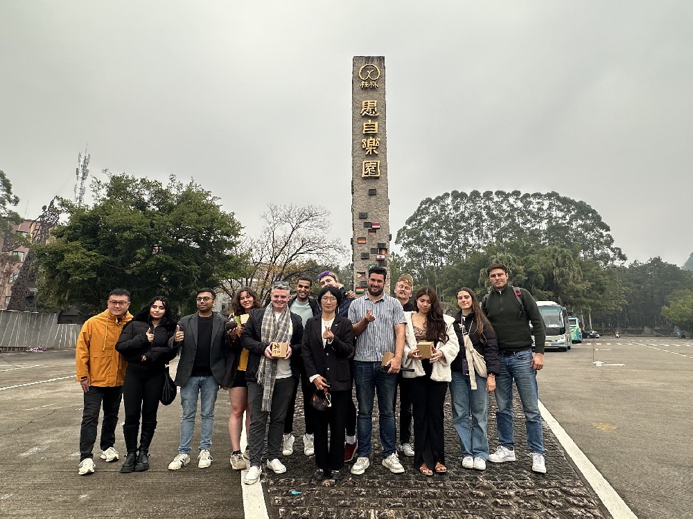 Guangxi stuns global storytellers via timeless charms, ethnic vigor